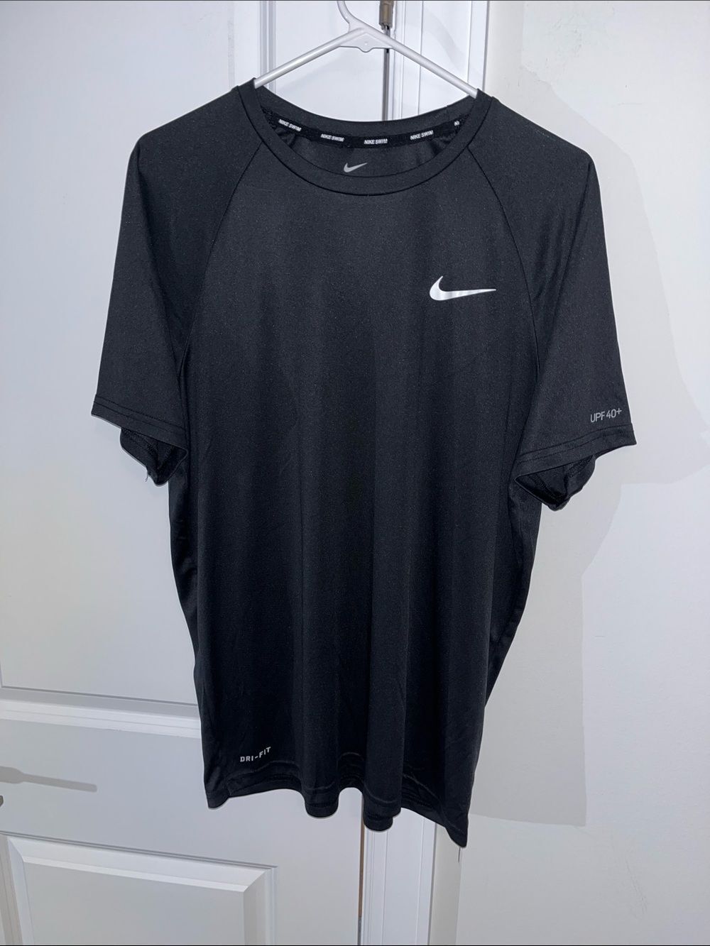 New Black Nike Swim Beach Pool Summer Hydroguard short sleeve mens shirt L NWOT